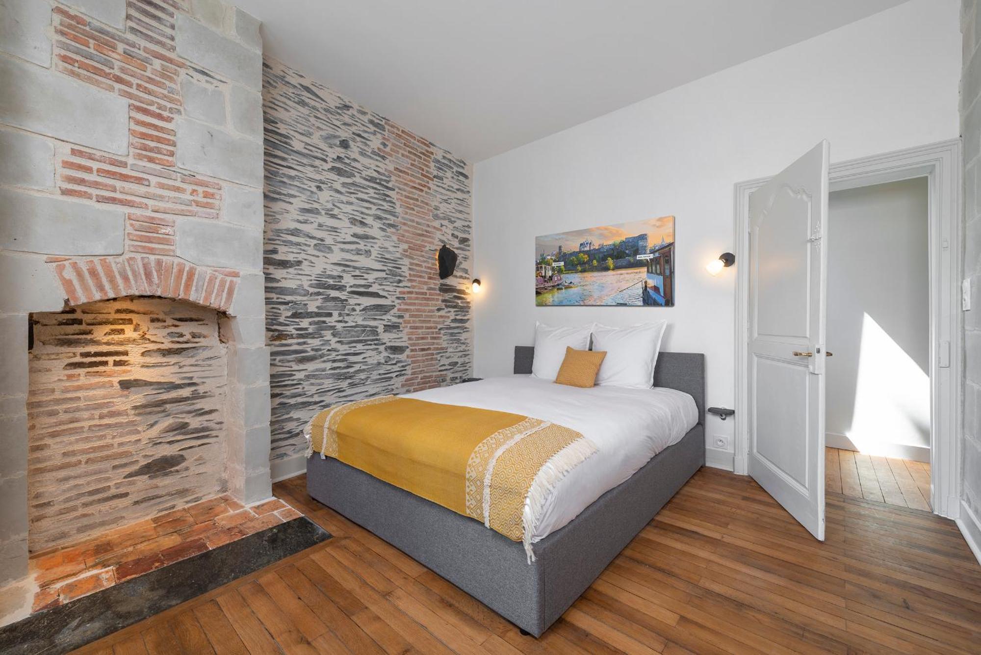 Hyper Centre 16 Rue Valdemaine Apartman Angers Szoba fotó
